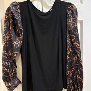 Elegant Black Blouse with Chain Print Sleeves, small